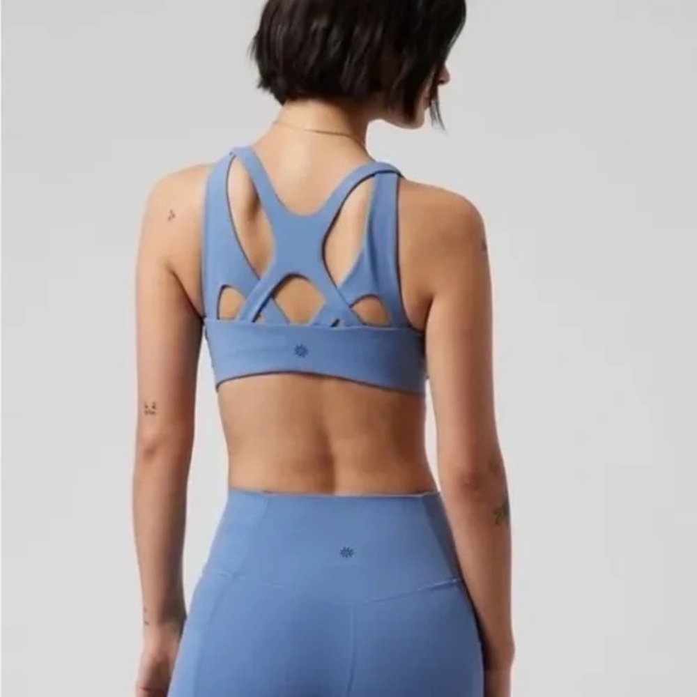 Athleta Asana Sports Bra Size Small Cottage Blue